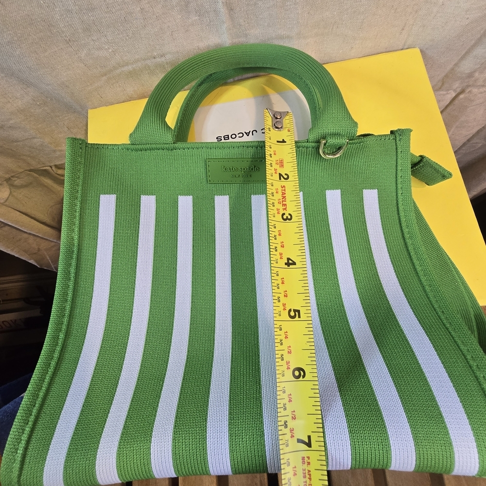 Kate Spade Vibrant Green and White Tote - Picture 6 of 8